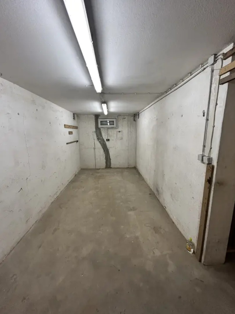 Abschließbarer Kellerraum