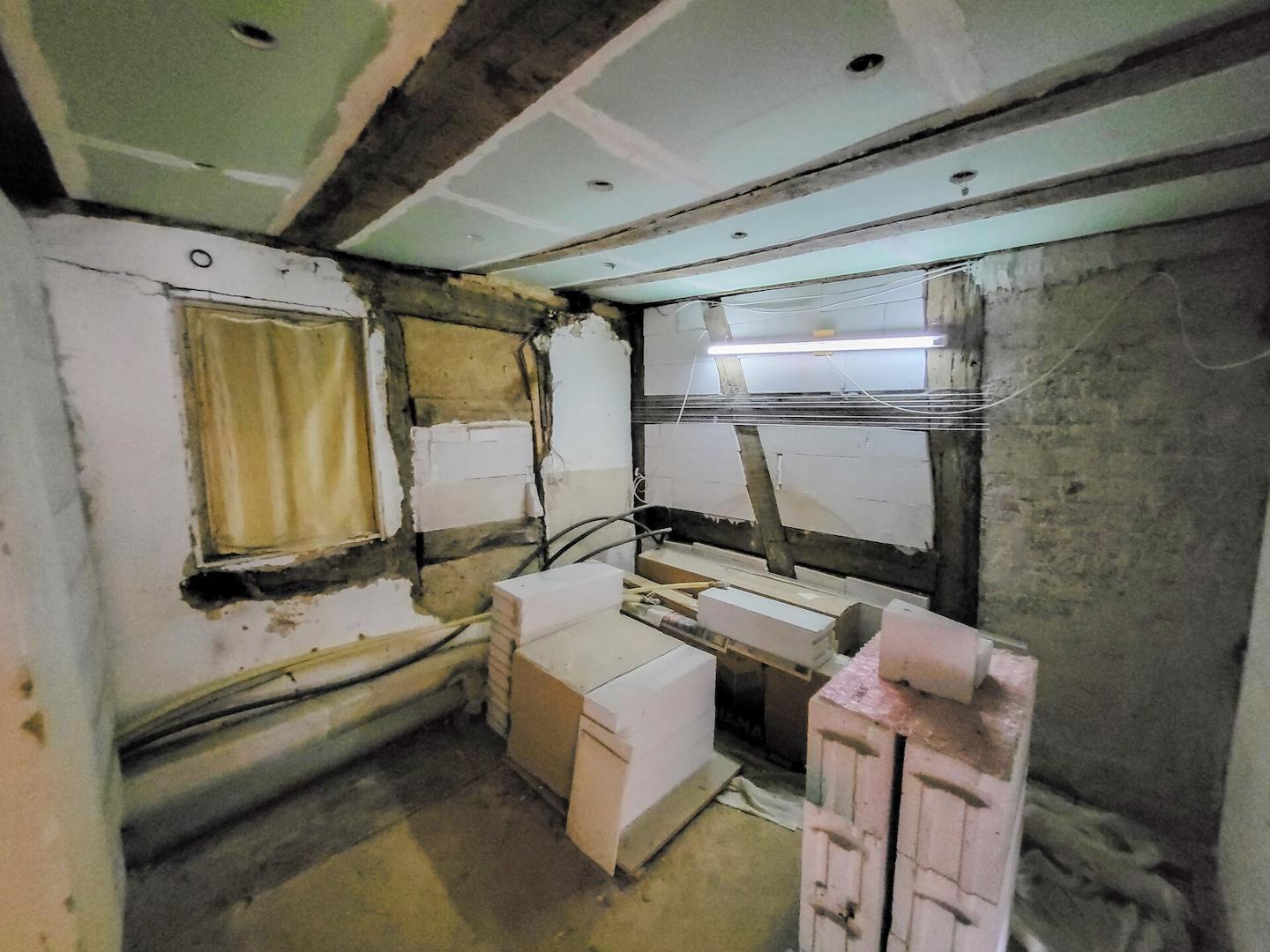 Bad in Vorbereitung OG2