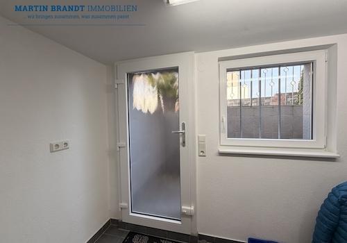 Keller Nr. 4 Ausgang mit VSG Sicherheitsglas