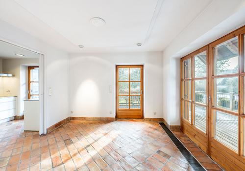 Lichtdurchfluteter Essbereich