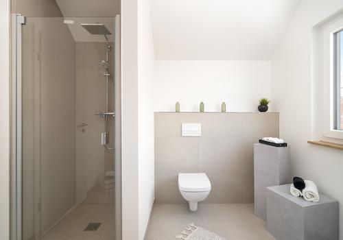 Fein verbundenes En Suite