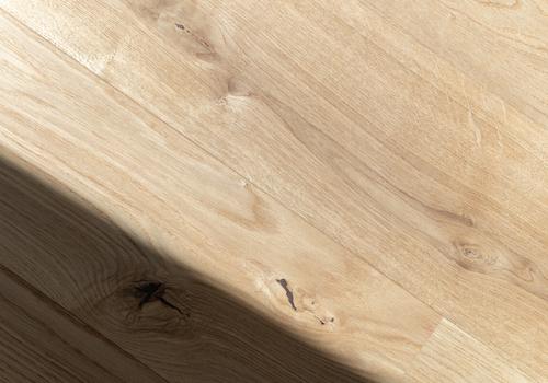 Warme Holzmaterialien