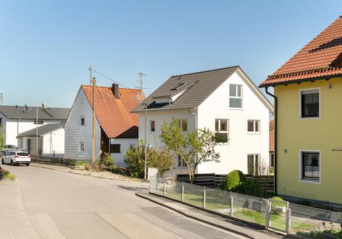 Ziehen Sie sofort ein!