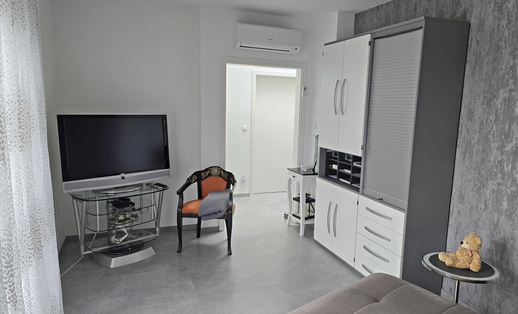 Kinder-/Arbeitszimmer 2