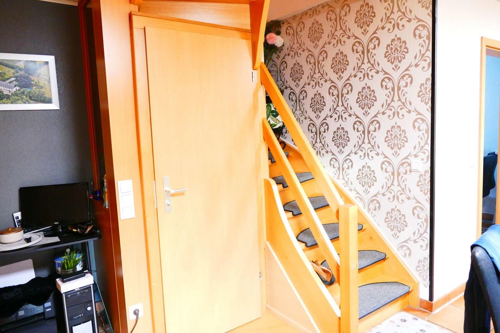 Treppe zum DG