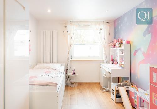 QI-6899 OG-Schlafzimmer 1