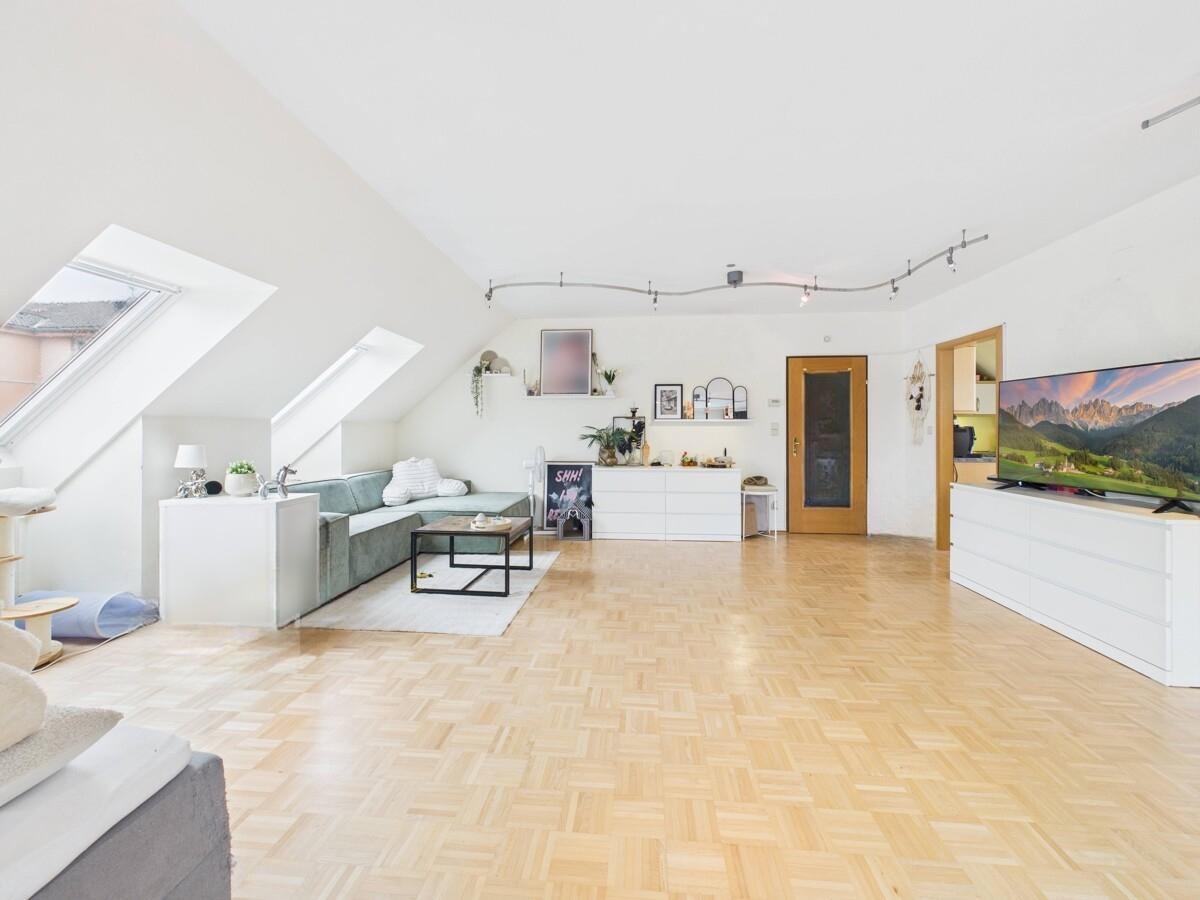 Schlafen und Wohnen 2.OG