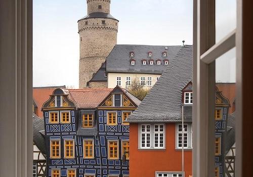 DG Blick auf das Rathaus