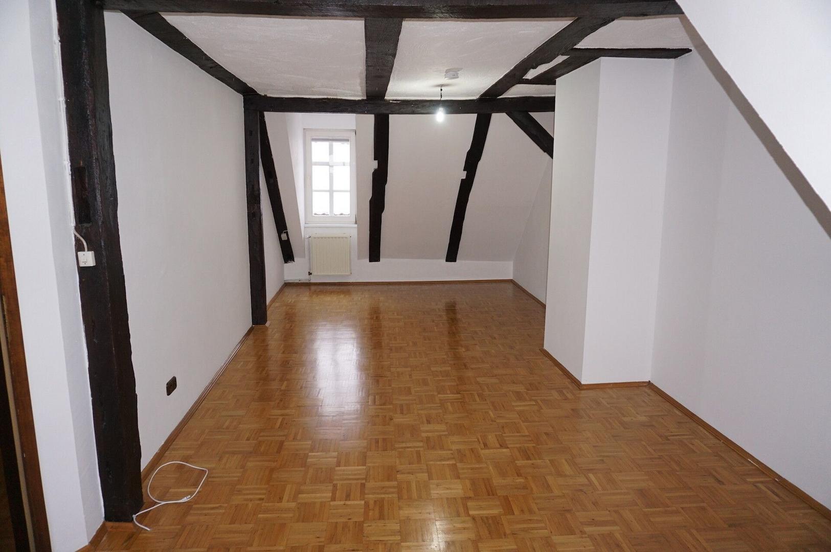 Dachgeschosswohnung