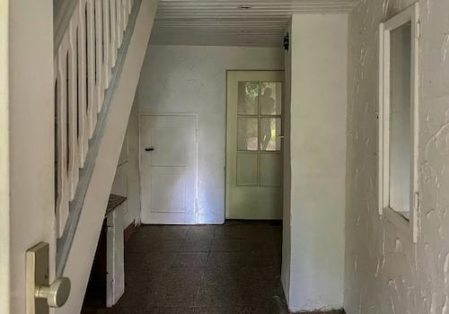 Blick von der Haustür in den Flur