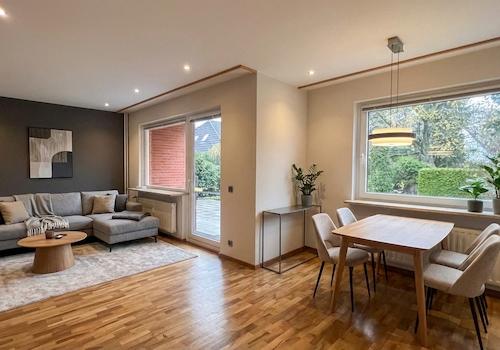 Wohnzimmer mit Terrassenzugang