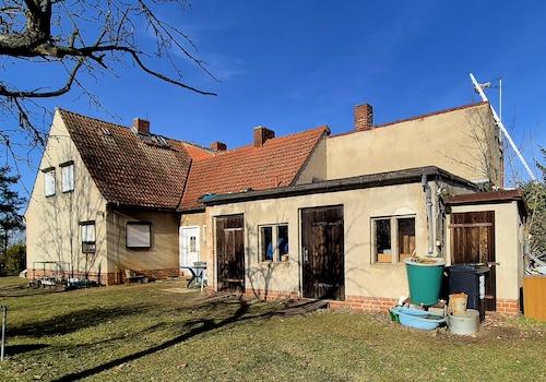 Rück- und Seitenansicht