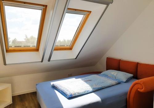 kleines Schlafzimmer_2