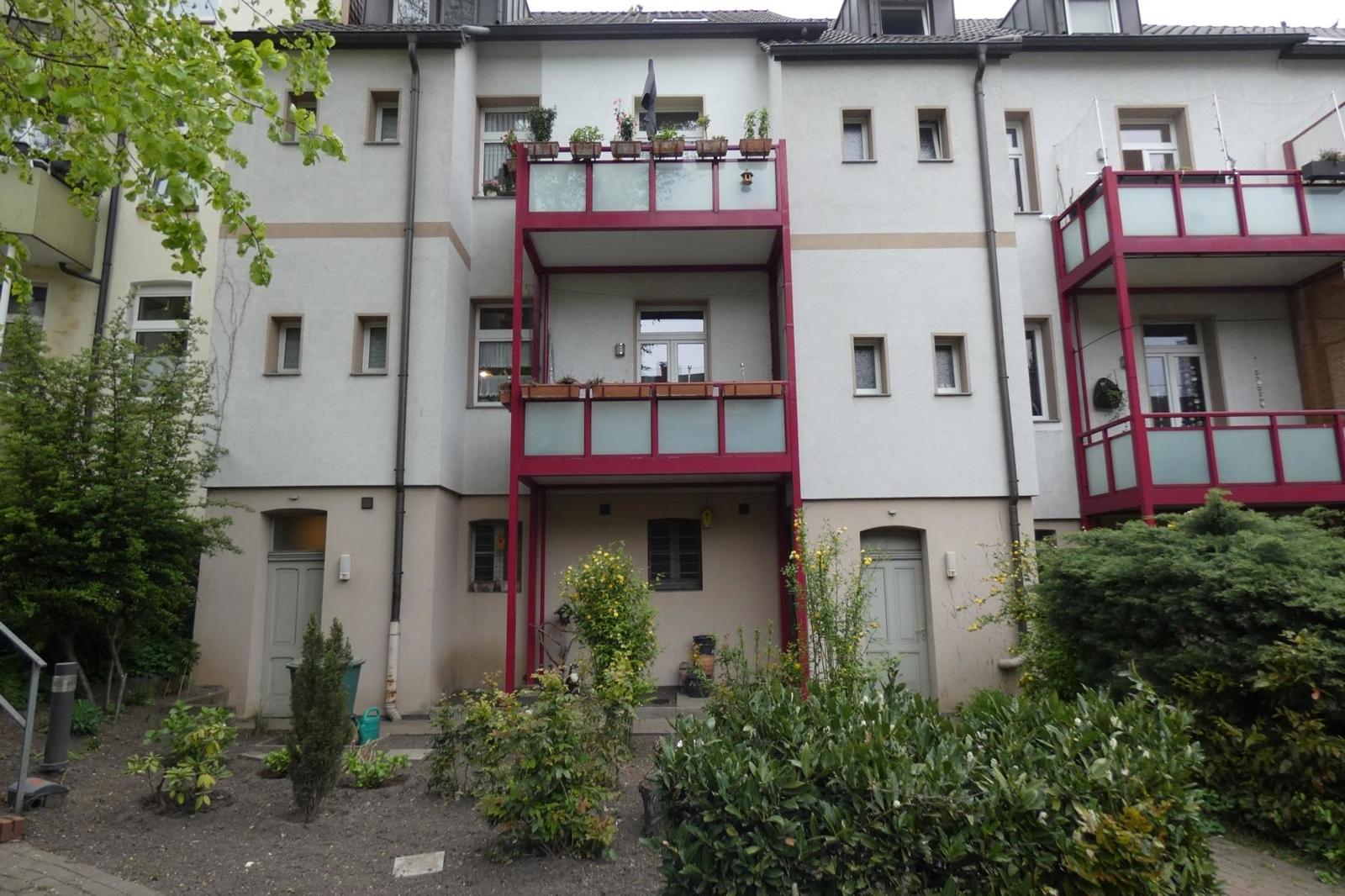 Hausrückseite