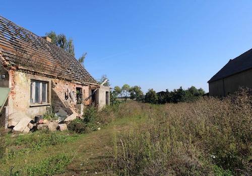 Blick auf Grundstück