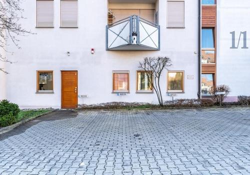 3 Stellplätze Innenhof