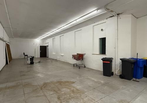 Hoffläche überdacht