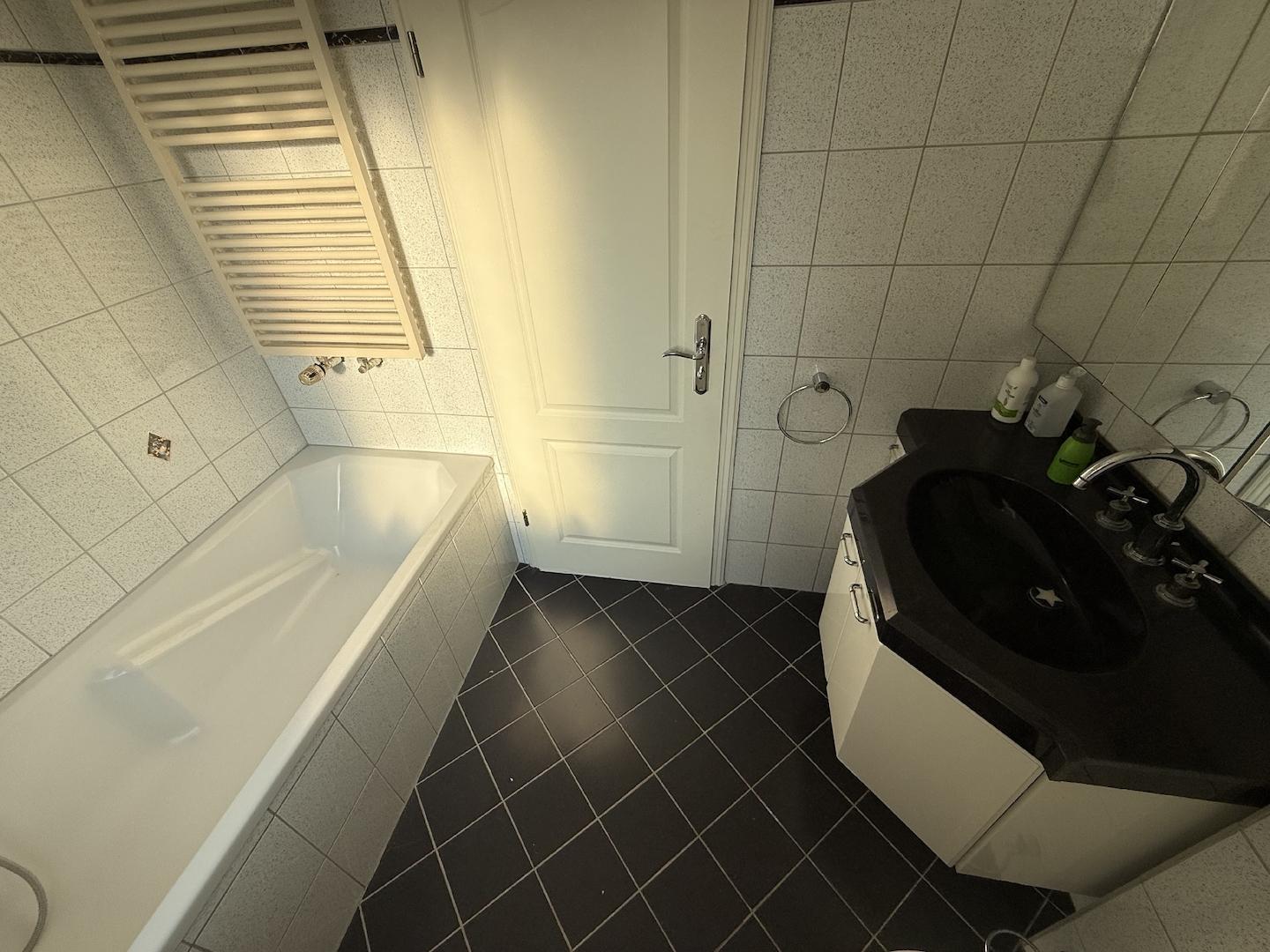 Badezimmer 1.OG