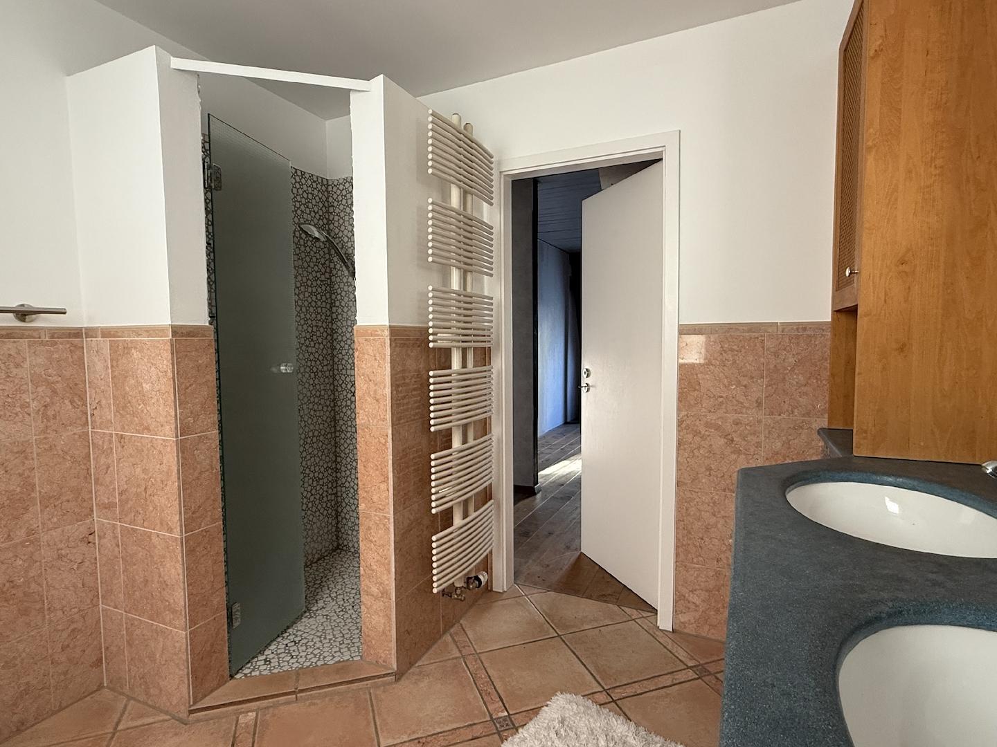 Badezimmer DG