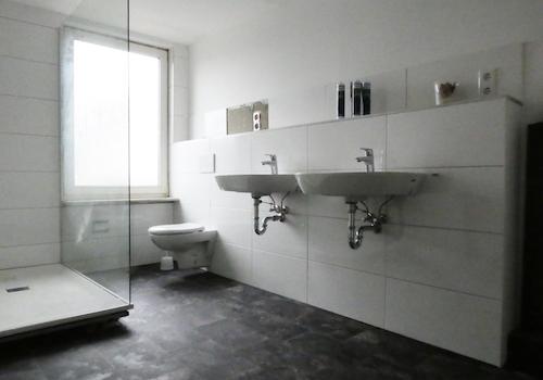 neues Duschbad im 1. OG