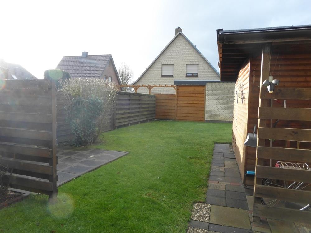 Blick in den Garten (1)