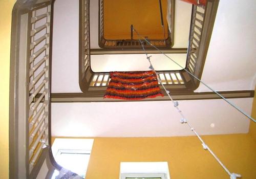 3 weitere Stockwerke