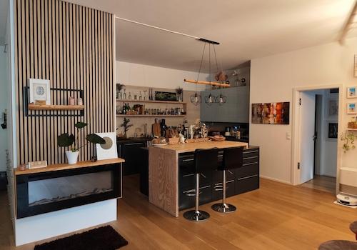 Wohnzimmer, Blick zur Küche