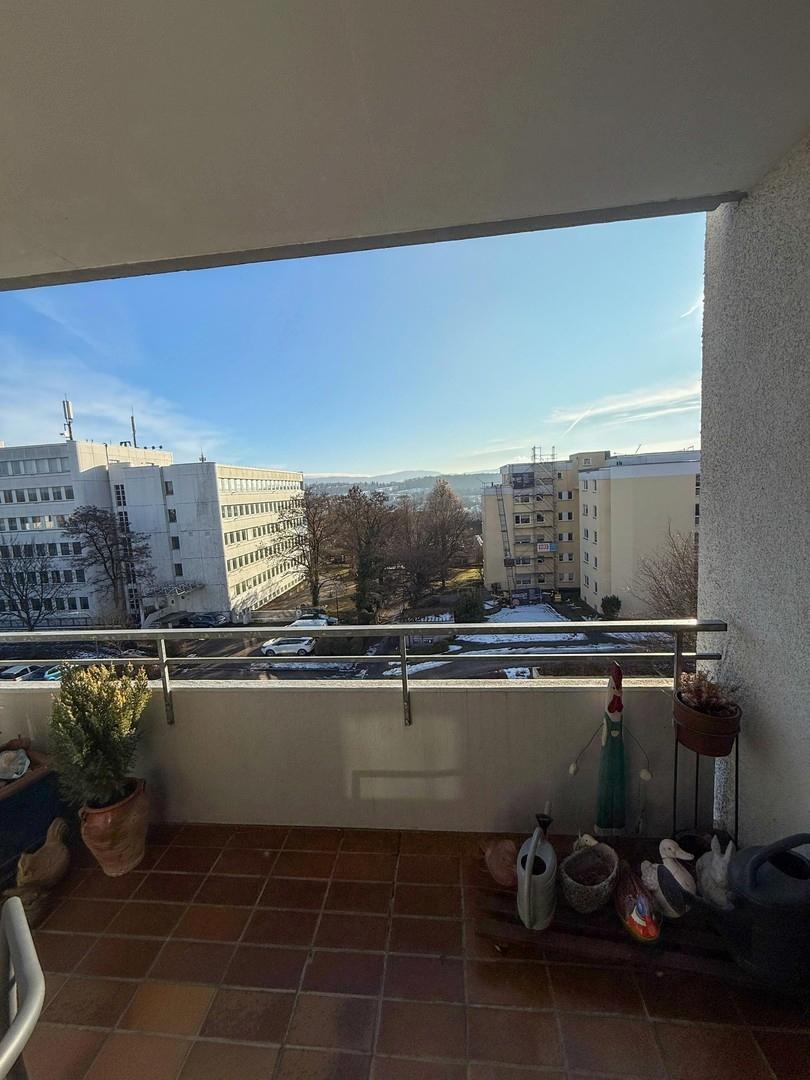 Balkon mit Ausblick südlich