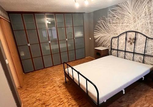 GB20-2 Schlafzimmer mit Einbauschrank