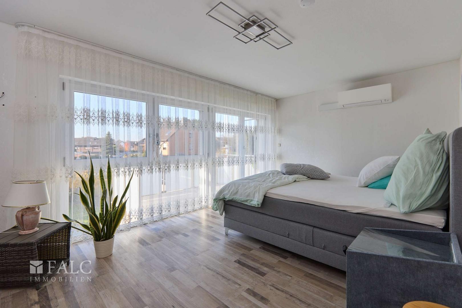 Schlafzimmer 1.OG. Whng. I