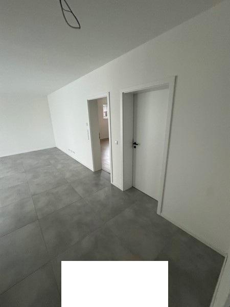 26 Eingangsbereich - rechts Bad und SZi