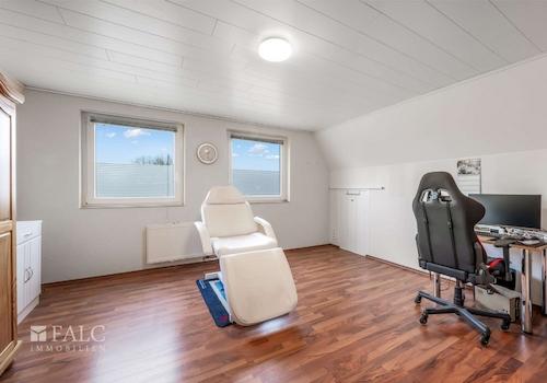 Arbeits-/Kinderzimmer