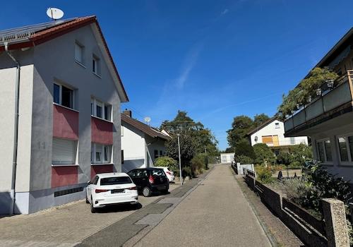 Straßenblick -rechtsseitig-