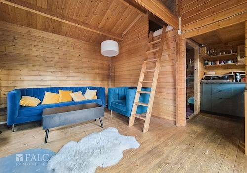 Wohnzimmer und Küche