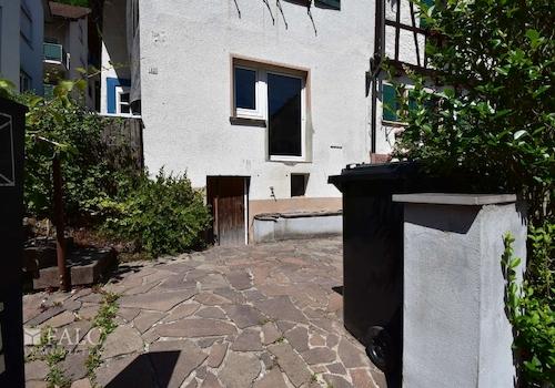 Terrasse vor dem Haus