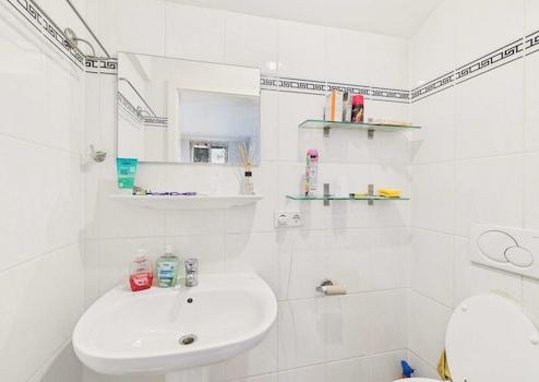 Property thumbnail 13