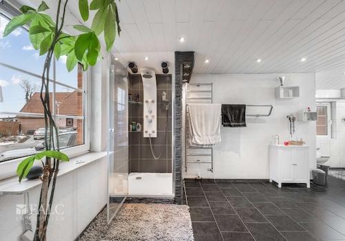 Badezimmer - Erdgeschoss