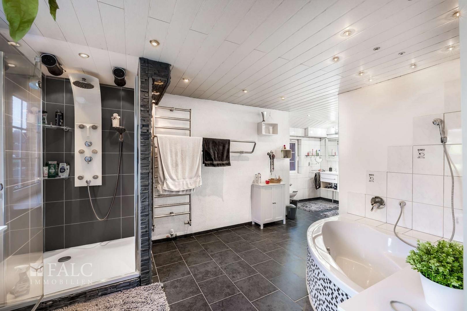 Badezimmer - Erdgeschoss