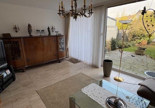 Wohnzimmer Bild 1