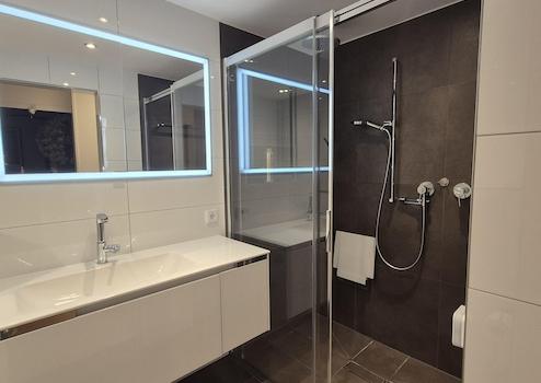 Property thumbnail 12