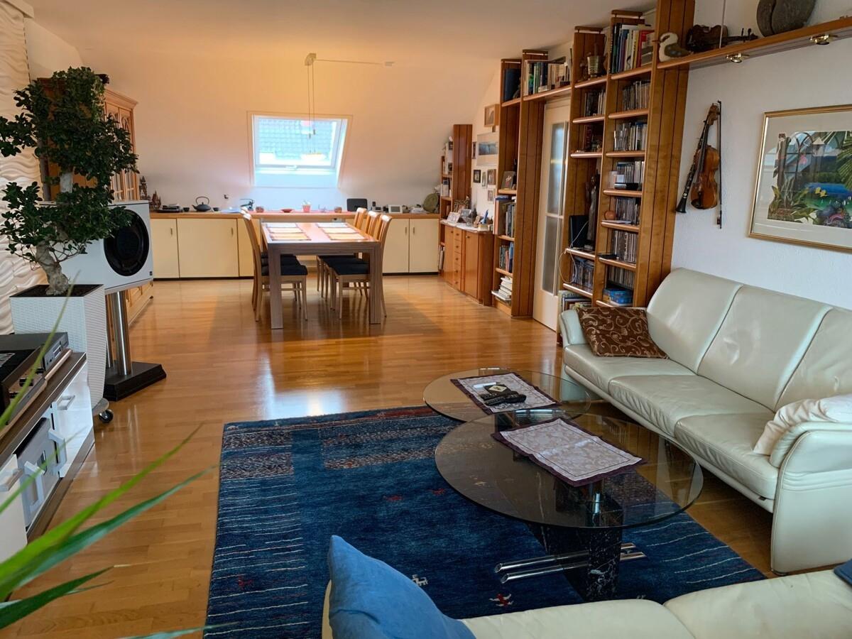 Wohnzimmer groß 2