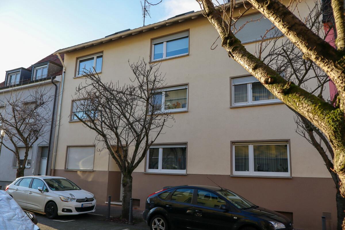 Vorderansicht Gebäude