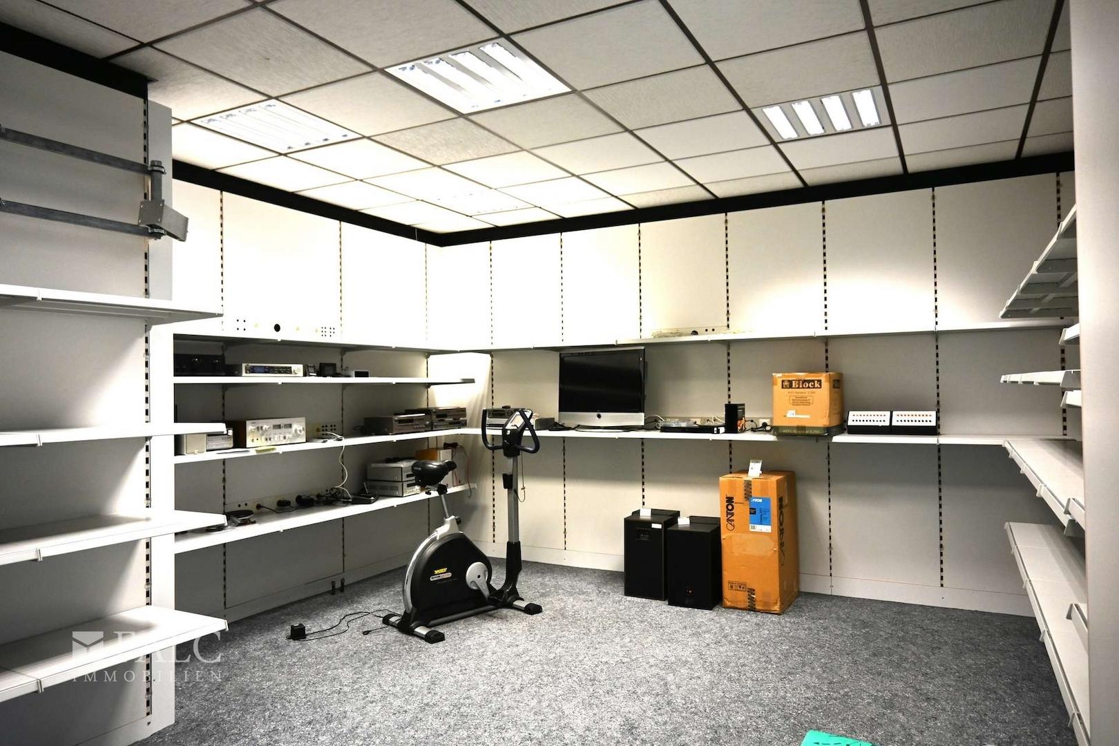 Laden, hinterer Bereich