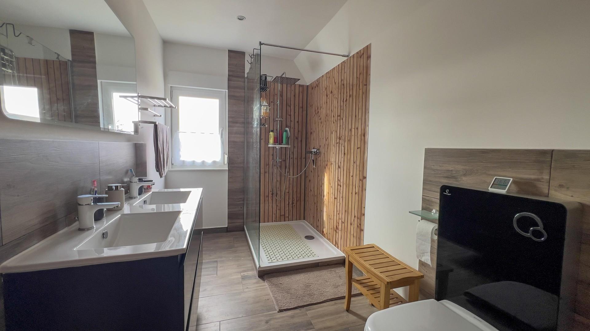 Tageslichtbad, Dusche