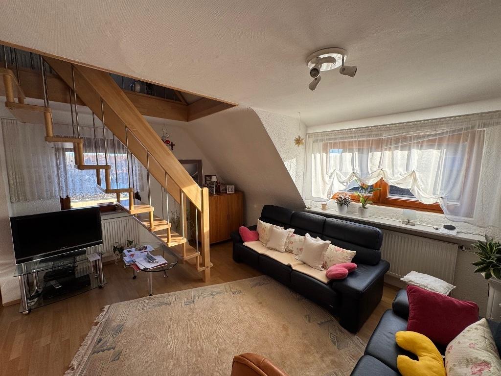 Wohnen DG mit Treppenaufgang