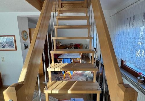 Treppe ins Dachstudio