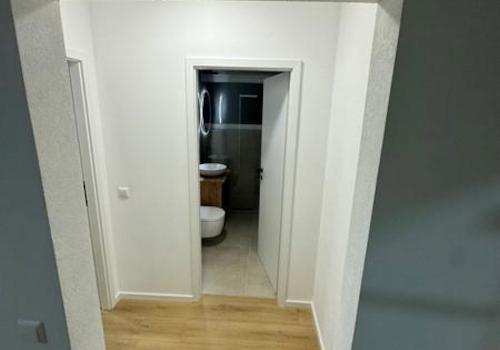 11 WoZi Blick Rtg Bad und SZi