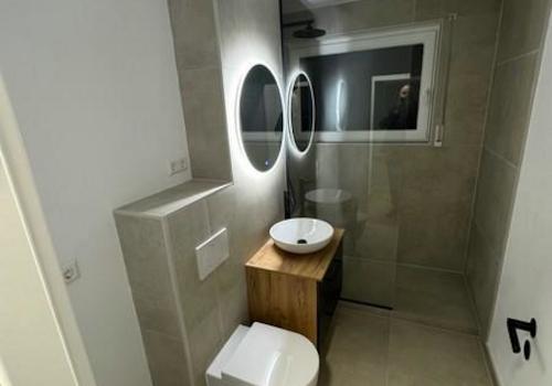 12 Bad mit Du und WB und WC