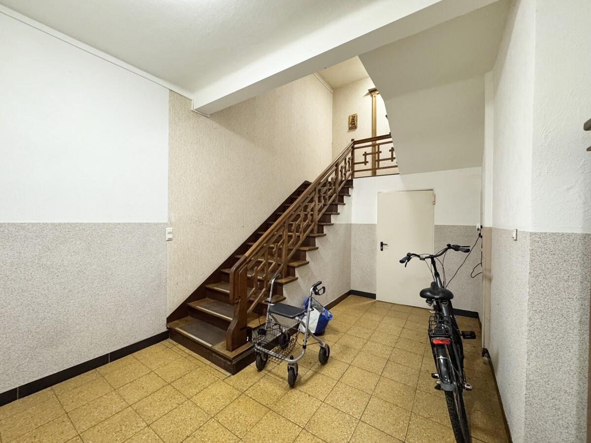 Treppenaufgang zu den Wohneinheiten