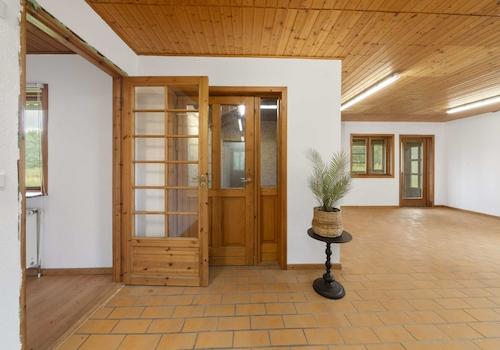 Gewerbeteil Werkstatt Ausstellungsraum